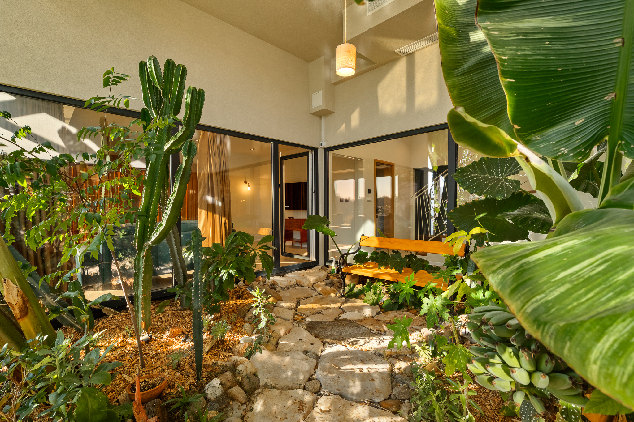 Garden path
